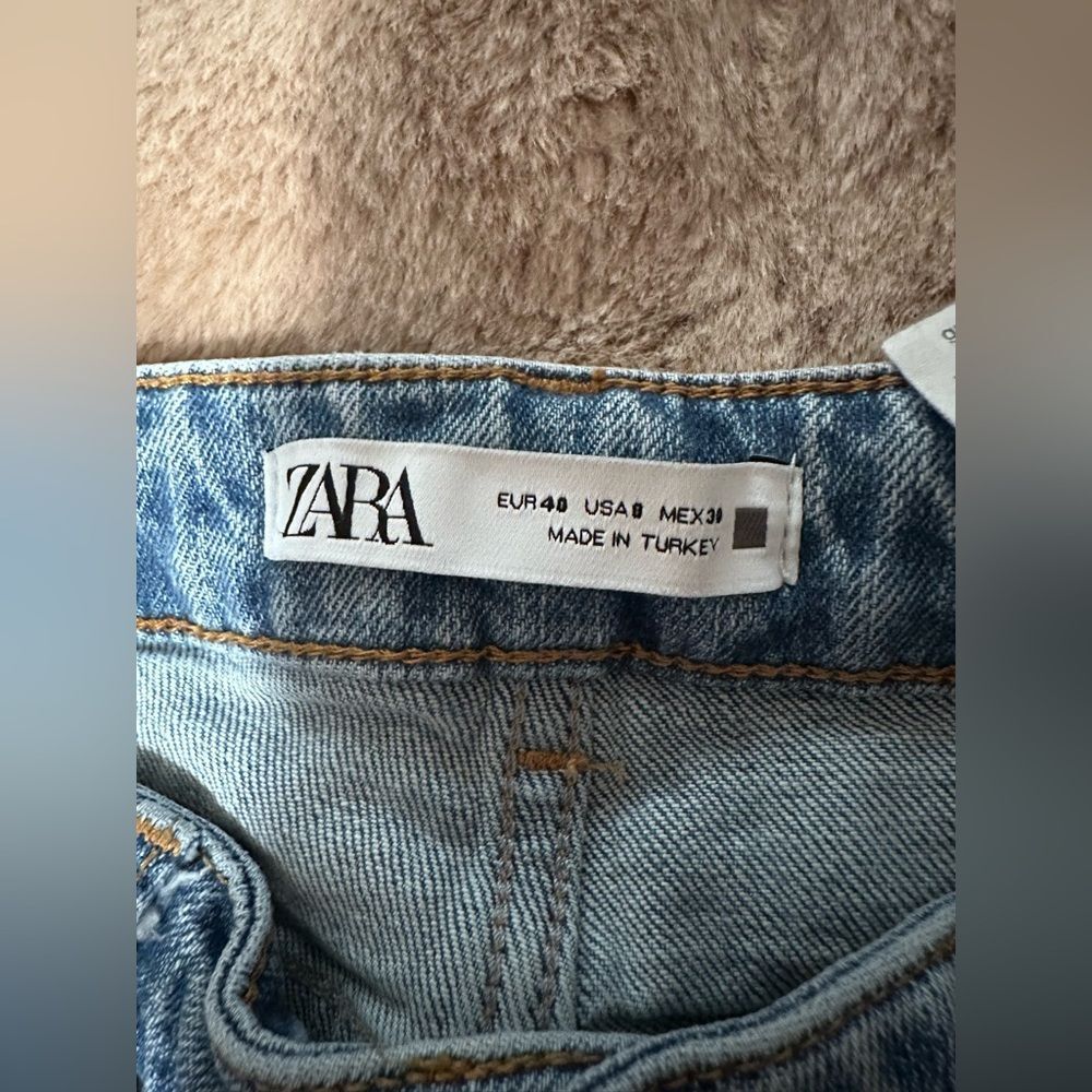 Zara Women's Straight Leg Jeans - Light Blue - Picture 4 of 5